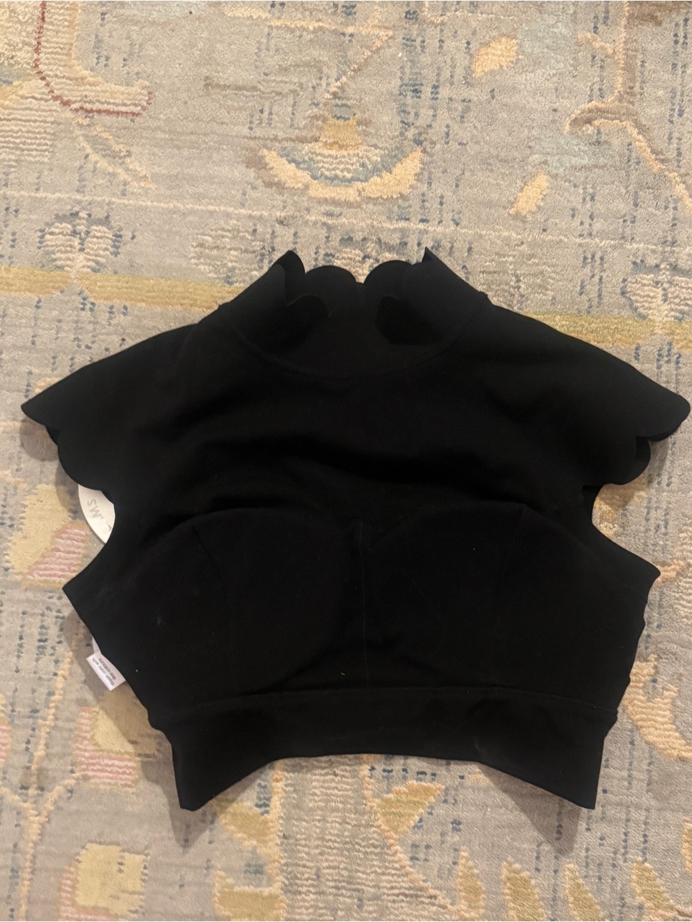 WISKII Scallop Cutout Mock Neck Sports Bra Black M